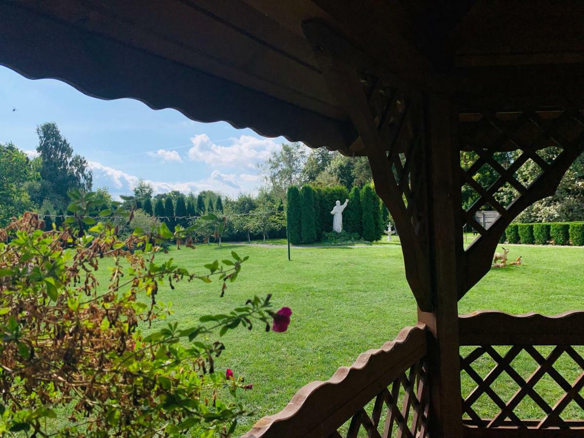 Dom Pielgrzyma Schr Hotel Grabowka Zewnętrze zdjęcie